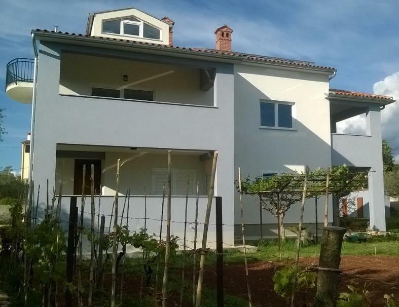 Apartments Villa Ulivo Фажана Екстер'єр фото
